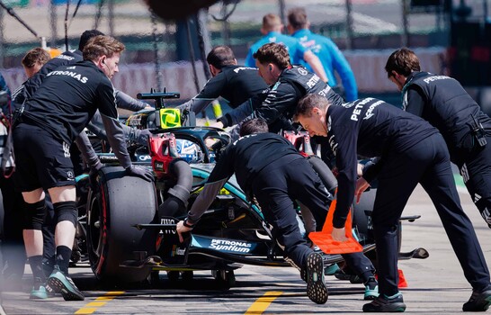 Grandes Premios de F1 de Bar&eacute;in y Arabia Saudita cancelados o aplazados