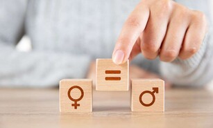 Por un sistema jur&iacute;dico que no deje a las mujeres atr&aacute;s