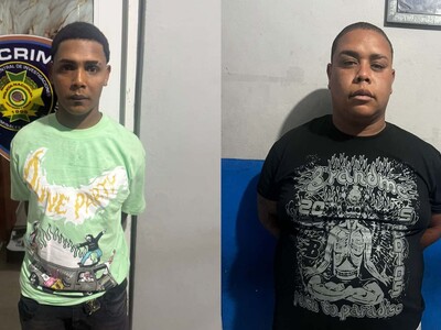 Dos hombres detenidos por asalto en colmado a jugadores de dominó