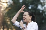 Mar&iacute;a Corina Machado pide a convocar elecciones lo antes posible en Venezuela