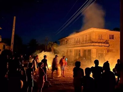 Cuba: asaltan sede de Partido COmunista durante manifestaciones