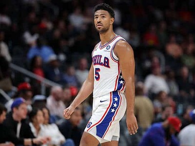 Sixers sobreviven al susto de dilapidar ventaja de 28 puntos