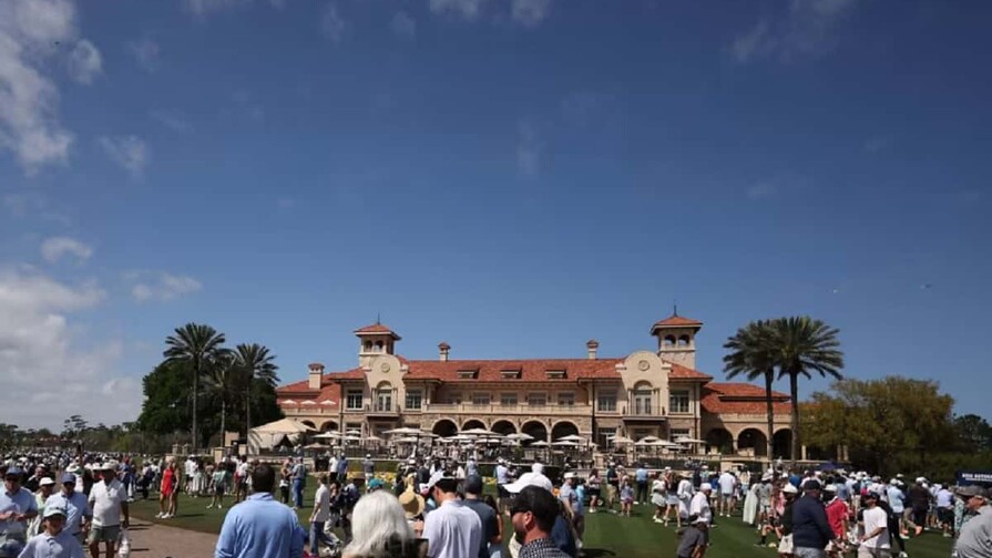 Tiroteo mortal retrasa entrada de aficionados a tradicional torneo de golf en EE. UU.