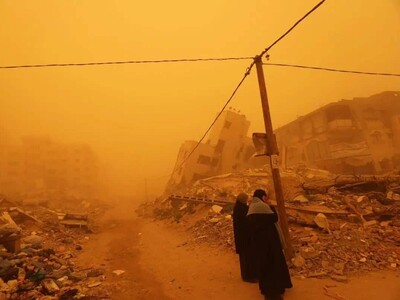 Una fuerte tormenta de arena azota Gaza