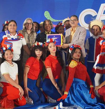 Ministerio de Educaci&oacute;n celebra talento estudiantil en Gala Nacional de Carnaval Escolar 2026