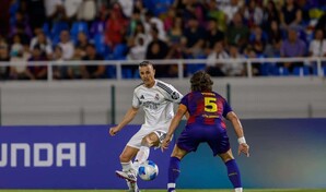 Real Madrid y Barcelona llenan de f&uacute;tbol una noche vibrante en Santo Domingo
