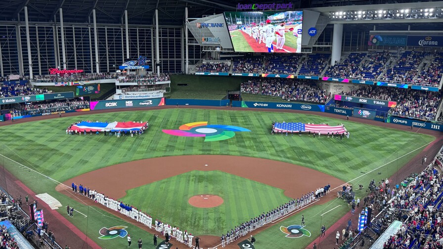 Así va el juego entre Dominicana y Estados Unidos en el Clásico Así va el juego entre Dominicana y Estados Unidos en el Clásico