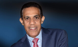 Basilio  Nova: "Si el p&uacute;blico infantil no viene al teatro, no se forma el p&uacute;blico