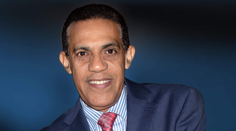 Basilio  Nova: "Si el p&uacute;blico infantil no viene al teatro, no se forma el p&uacute;blico