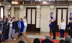 Abinader juramenta comisi&oacute;n que crear&aacute; el Observatorio de Pol&iacute;ticas Ambientales