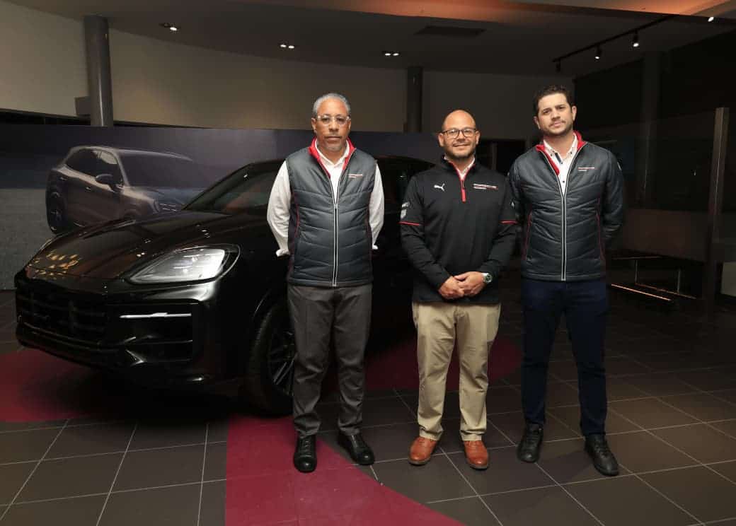 Ernesto Gonz&aacute;lez, Ricardo del Castillo y Rodolfo Pimente.