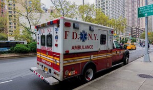 Muere una beb&eacute; y su madre permanece en estado cr&iacute;tico tras choque con ambulancia sin sirena en NY