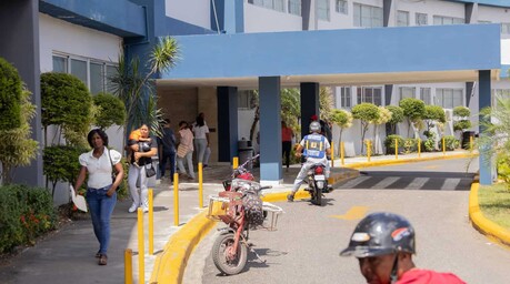 Hospitales registran baja en muertes maternas en paralelo a menor n&uacute;mero de partos de extranjeras