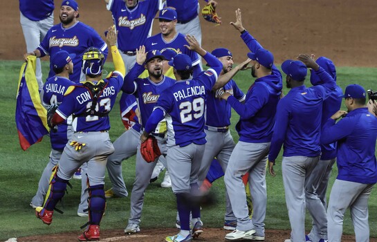 Venezuela derrota a Italia y se cita con Estados Unidos en la final del Cl&aacute;sico