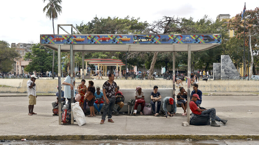 Cuba restablece progresivamente la electricidad tras un apag&oacute;n masivo