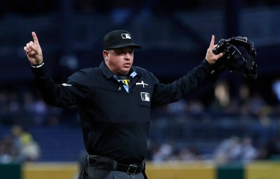 Aybar, Perdomo y el &aacute;rbitro robot que viene