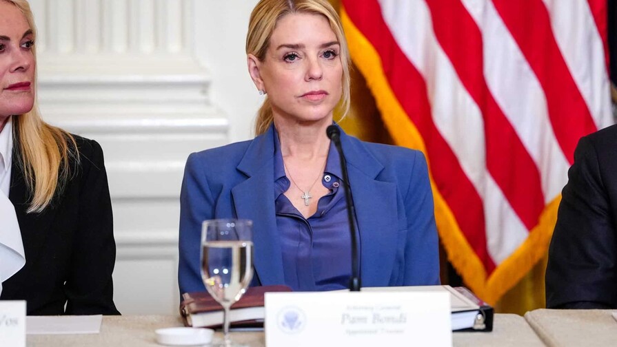 El Congreso de EE. UU. cita a la fiscal general de Trump por el caso Epstein