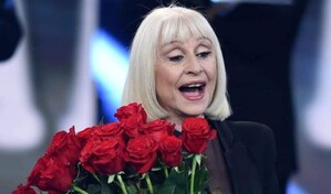 Raffaella Carr&agrave; adopt&oacute; a su secretario para encargarle sus obras ben&eacute;ficas