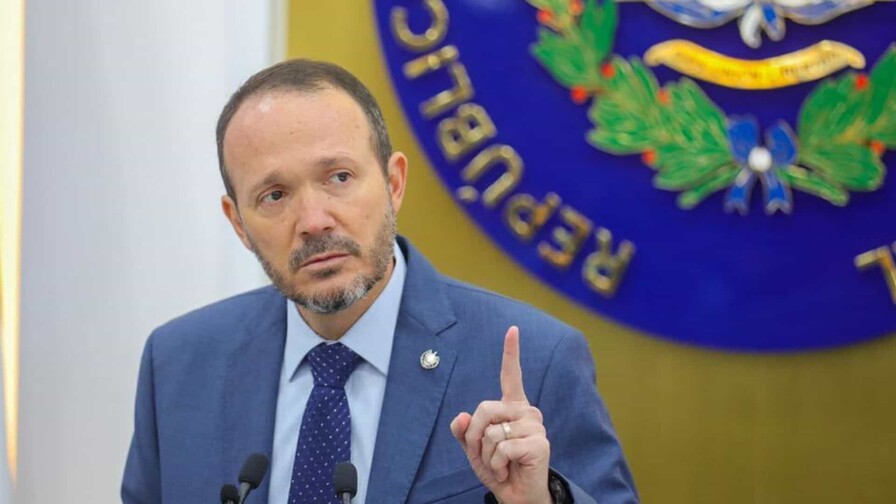 &iexcl;V&aacute;yanse al carajo!, le dice el ministro de Seguridad de El Salvador a las ONG cr&iacute;ticas