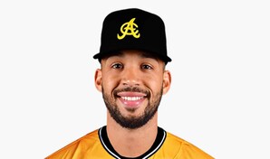 Las Águilas contratan al jardinero Luis Liberato y a los pithcers Jonathan Aro y Diógenes Almengó