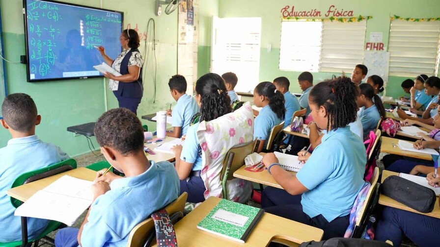 Reforma educativa iniciar&aacute; con cambios en leyes y seguir&aacute; con transformaci&oacute;n curricular