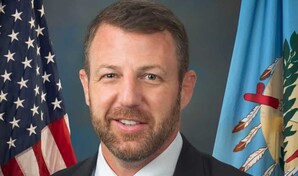 Mullin defiende su nominaci&oacute;n al DHS ante el Senado en medio de cuestionamientos por su temperamento