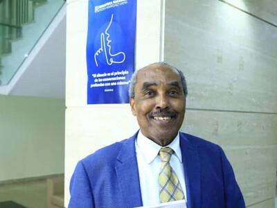 Nina Gómez pone a circular su nuevo libro