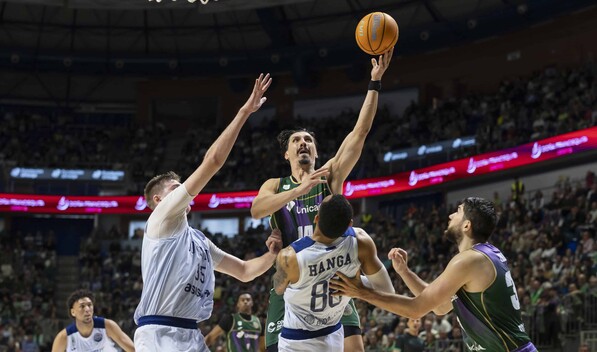 Sin Chris Duarte, el Unicaja avanza en la Liga de Campeones de Europa