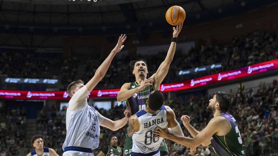 Sin Chris Duarte, el Unicaja avanza en la Liga de Campeones de Europa