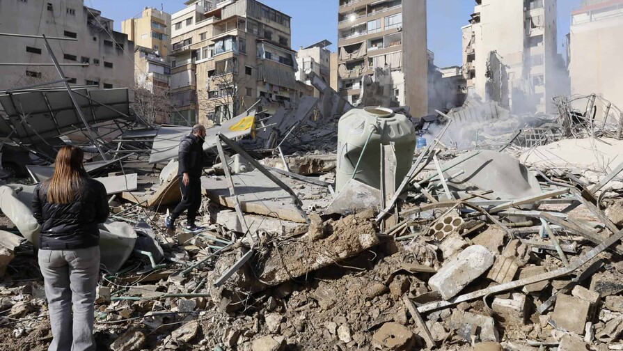 Suben a doce los muertos por ataques en Beirut, entre ellos periodista de la TV de Hizbul&aacute;