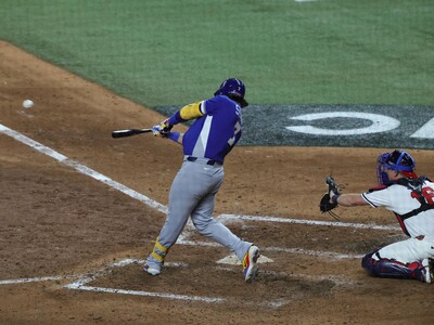 Venezuela conquista su primer Clásico Mundial tras vencer a EE. UU.