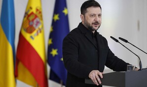 Zelenski pide que siga el diálogo para el fin de la invasión rusa pese al foco de EE. UU. en Irán