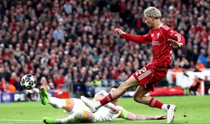 Liverpool supera al Galatasaray, y se cita con el PSG en cuartos de la Champions