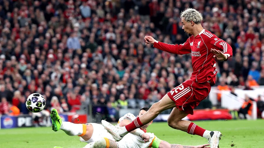 Liverpool supera al Galatasaray, y se cita con el PSG en cuartos de la Champions