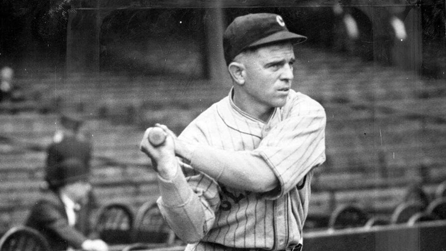 Joe Sewell, poncharlo era una misión difícil