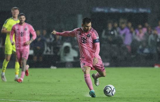 Messi anota su gol n&uacute;mero 900 en una dura eliminaci&oacute;n de Miami en Concachampions