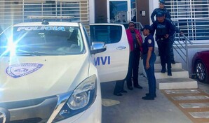 La Polic&iacute;a detiene a una mujer en Santiago por presunta agresi&oacute;n a un menor captada en video