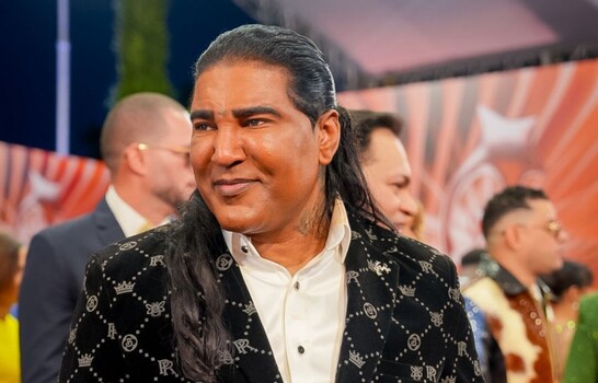 Omega se lleva el premio como merenguero urbano en la gala de los Premios Soberano