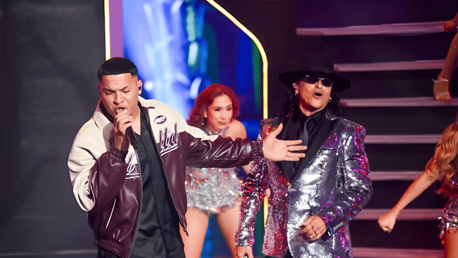 Elvis Crespo lleva la fiesta al Soberano y comparte escenario con Ebenezer Guerra