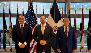 Subsecretario de Guerra de EE. UU. visita RD para reforzar cooperaci&oacute;n contra el narcoterrorismo