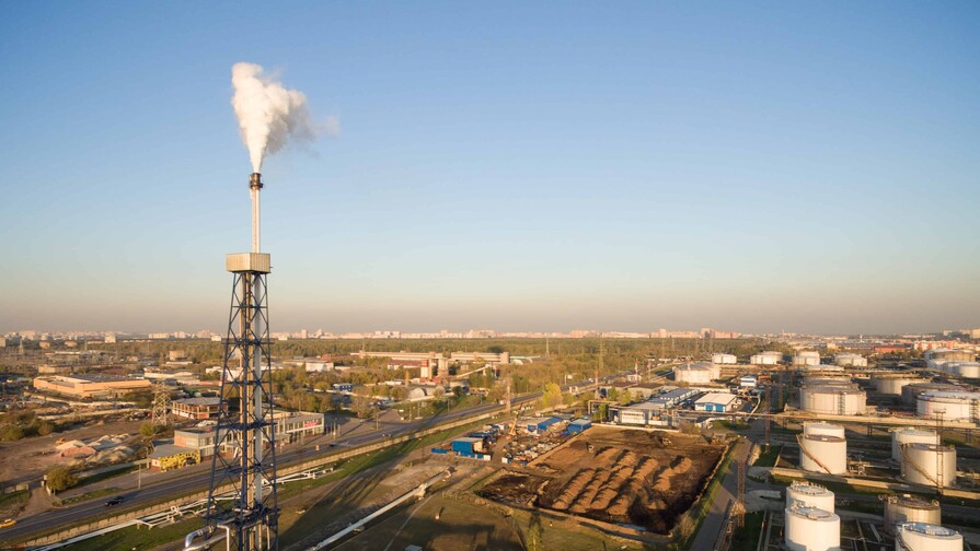 La subida del gas natural se modera hasta el 17 %, por debajo de los 64 euros