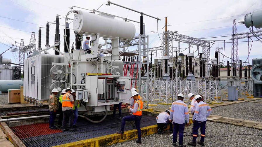 Edesur trabaja en reestablecer el servicio en varios sectores de Santo Domingo por aver&iacute;a