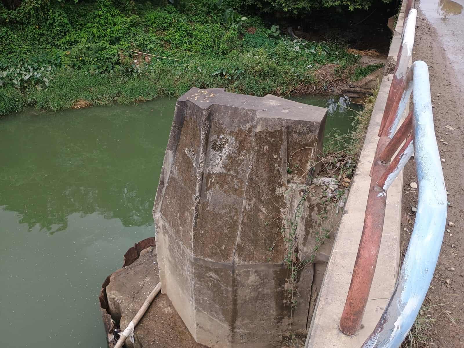 La obsolescencia de las bases hace que la gente tema un colapso del viaducto.