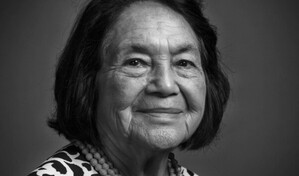 Dolores Huerta asume su responsabilidad por haber callado el abuso de C&eacute;sar Ch&aacute;vez