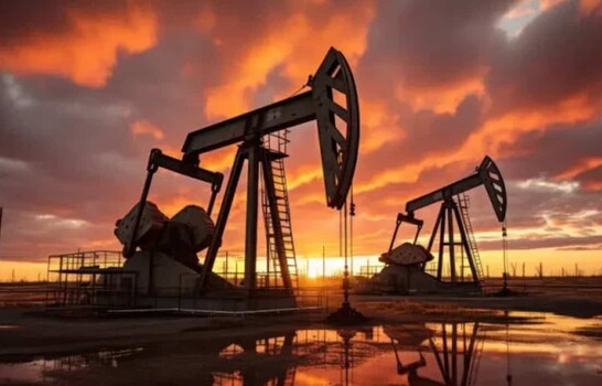 El barril de petr&oacute;leo de Texas vuelve a superar los 100 d&oacute;lares y el Brent ronda los 115