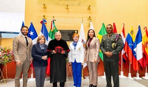 Juan Bolívar Díaz recibe doctorado Honoris Causa de la Universidad Santander en México