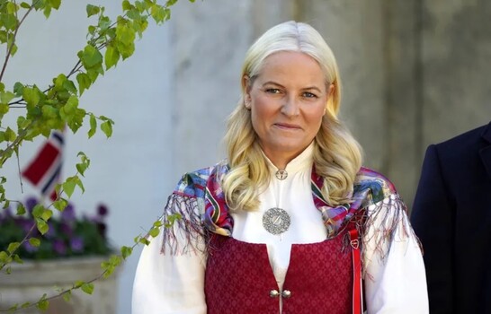 La princesa Mette-Marit revela detalles de su relaci&oacute;n con Epstein