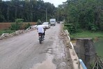 Puente entre Hato Nuevo y Quita Sueño pone en riesgo a cientos de usuarios