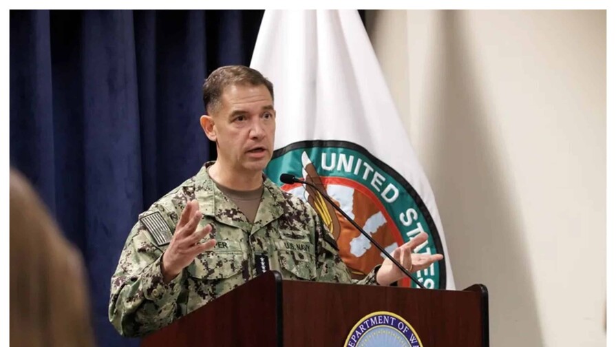 EEUU dice que ha debilitado la amenaza de Irán en Ormuz tras atacar un arsenal costero EEUU dice que ha debilitado la amenaza de Irán en Ormuz tras atacar un arsenal costero