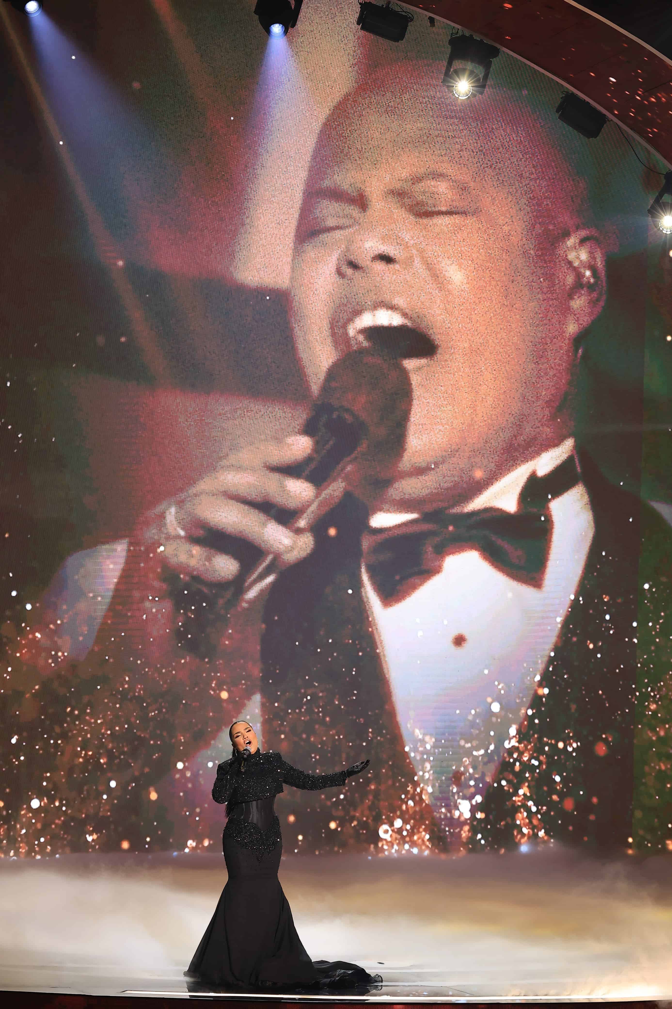 Martha Heredia rinde tributo a Rubby Pérez y a las víctimas del Jet Set.